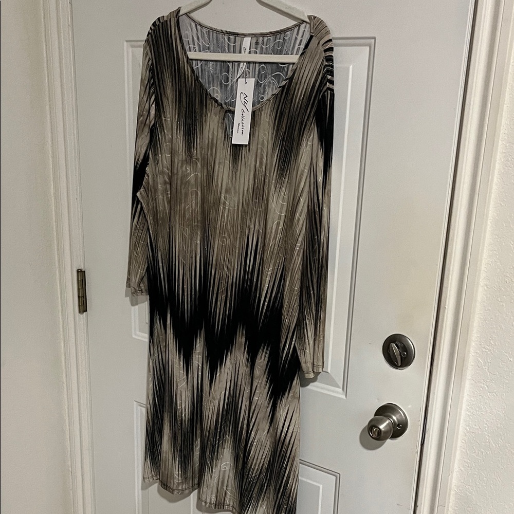 NY Collection Black and Cream Long Sleeve Dress